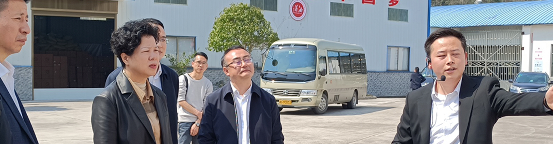 湖南省委常委、副省长张迎春考察调研 3044永利集团桑植白茶公司 湖南省委常委、副省长张迎春考察调研 3044永利集团桑植白茶公司